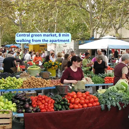 Spacious Neven Near Center, With Two Ac Units *