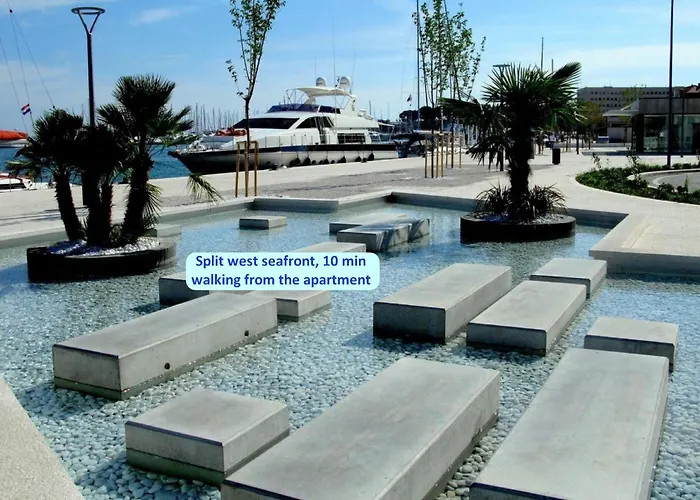 Spacious Neven Near Center, With Two Ac Units Split