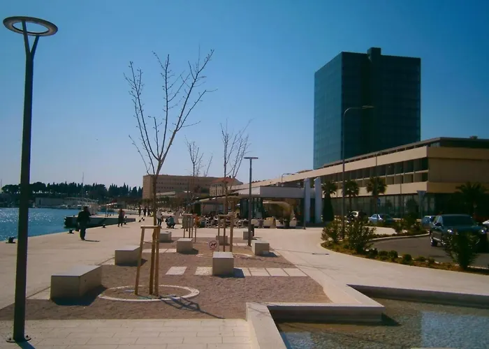 Apartamento Spacious Neven Near Center, With Two Ac Units *