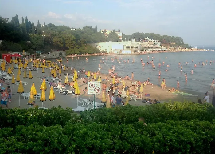 Apartamento Spacious Neven Near Center, With Two Ac Units Split